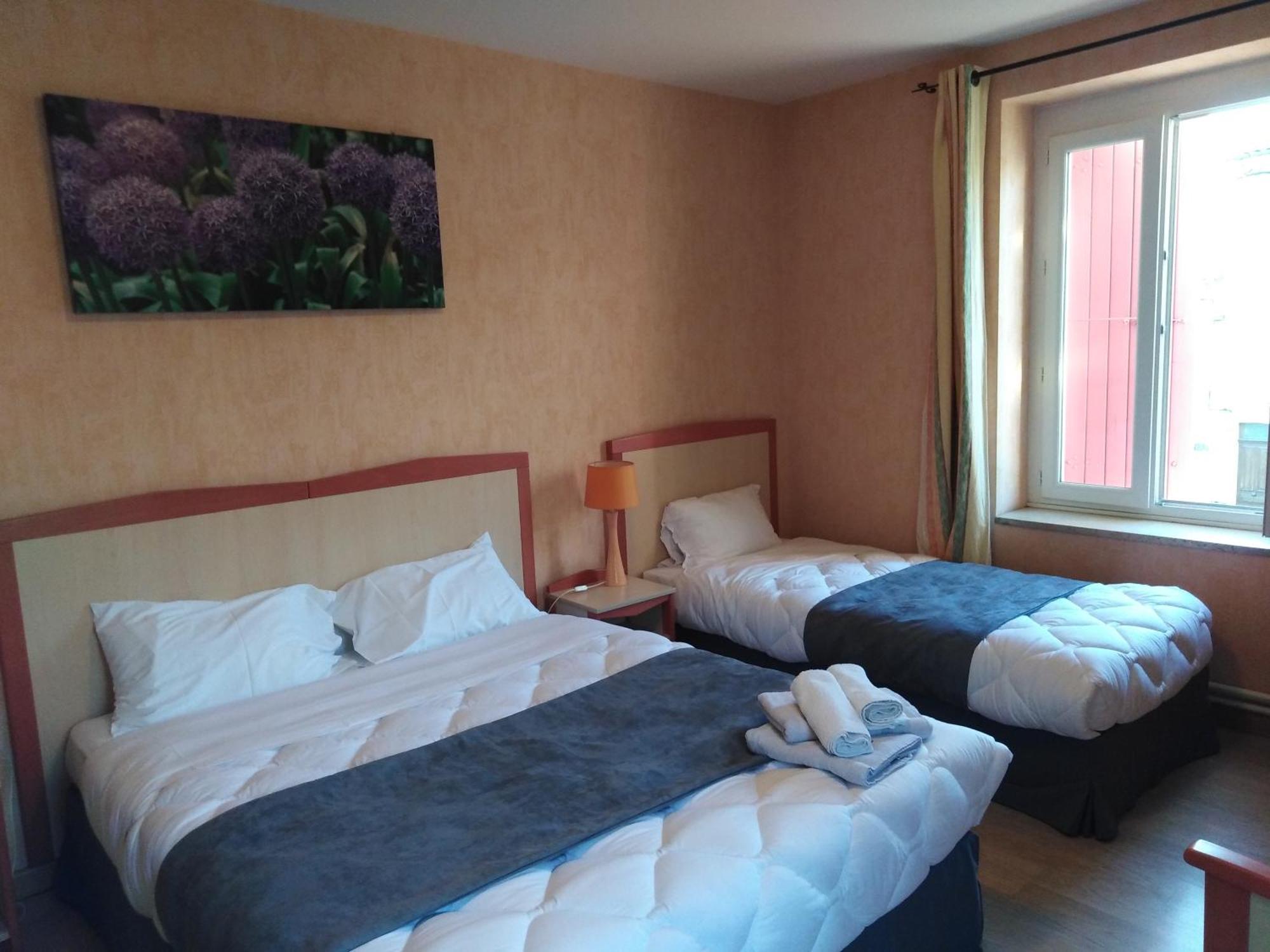 Logis Hotel Des Voyageurs Restaurant La Bonne Tabl'Hay Livron-sur-Drôme Esterno foto